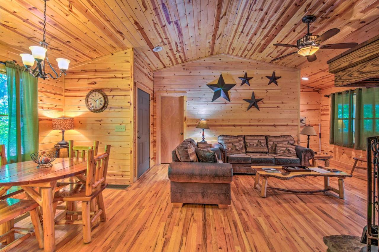 The Georgia Peach Cabin 8 Mi To Dwntn Helen Clarkesville Exterior photo